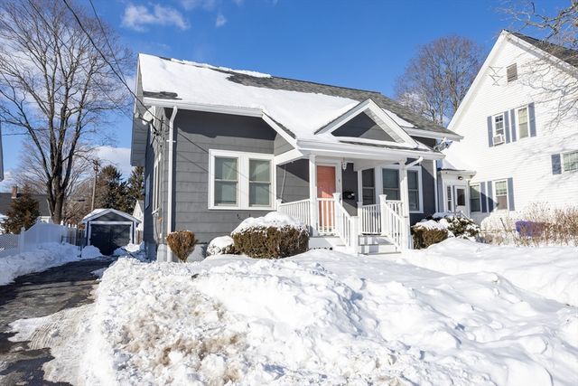 1 Elizabeth St, Taunton, MA 02780