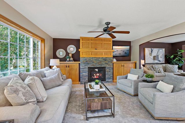 19916 Excelsior Lane, Farmington, MN 55024