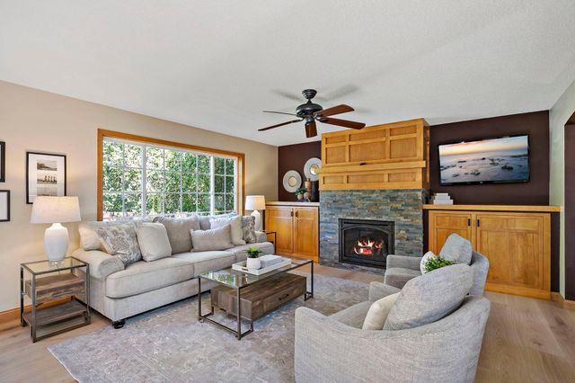 19916 Excelsior Lane, Farmington, MN 55024