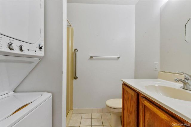 99 Molly Pitcher Lane B, Yorktown Heights, NY 10598