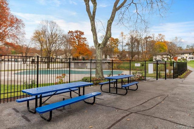 99 Molly Pitcher Lane B, Yorktown Heights, NY 10598