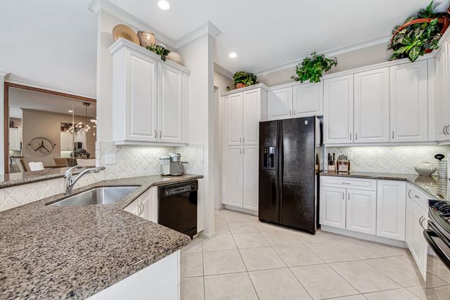 7775 Ocean Sunset Drive, Lake Worth, FL 33467