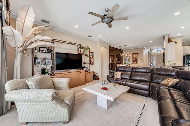 7775 Ocean Sunset Drive, Lake Worth, FL 33467