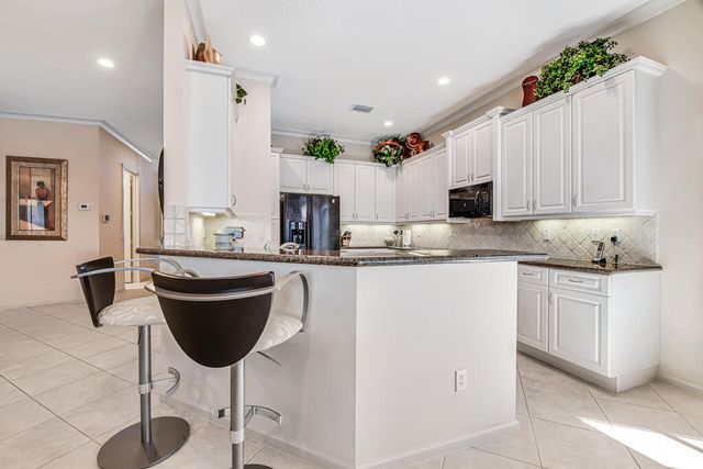 7775 Ocean Sunset Drive, Lake Worth, FL 33467