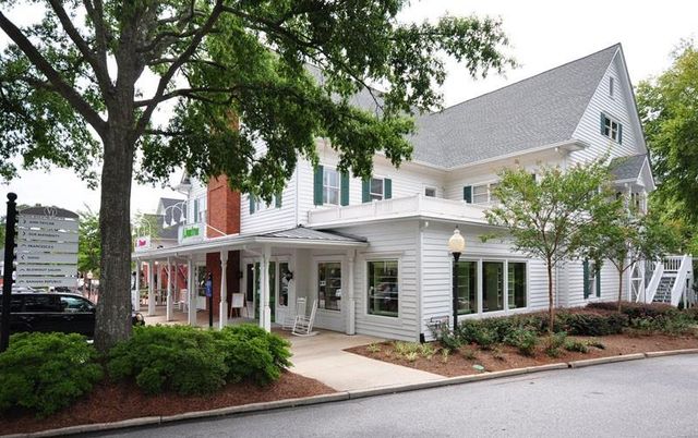 3867 Hillcrest SE Drive, Smyrna, GA 30080