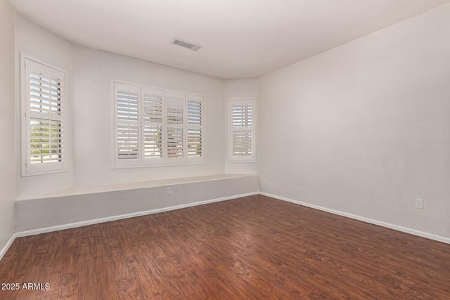 21067 N SEQUOIA CREST Drive, Surprise, AZ 85387