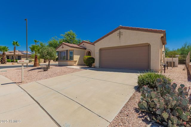 21067 N SEQUOIA CREST Drive, Surprise, AZ 85387