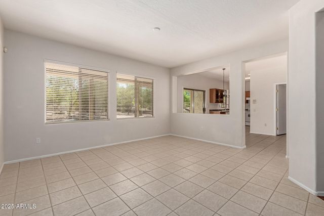 21067 N SEQUOIA CREST Drive, Surprise, AZ 85387