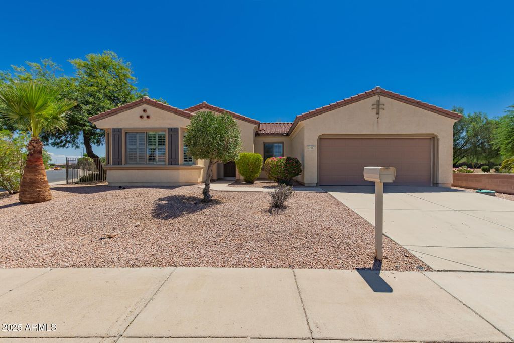 21067 N SEQUOIA CREST Drive, Surprise, AZ 85387