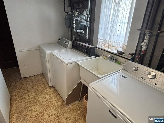 260 Court Avenue, Lyndhurst, NJ 07071