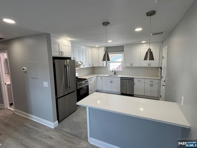 260 Court Avenue, Lyndhurst, NJ 07071