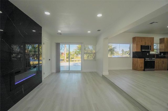 6821 MARIUS ROAD, North Port, FL 34287