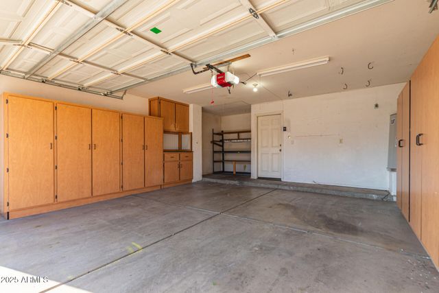 1326 E HELENA Drive, Phoenix, AZ 85022