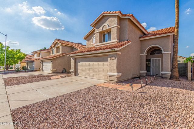 1326 E HELENA Drive, Phoenix, AZ 85022