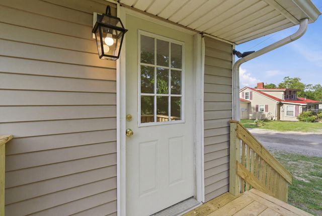 1690 Menelaus Road, Berea, KY 40403