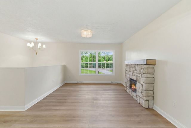 1690 Menelaus Road, Berea, KY 40403