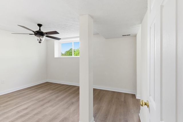 1690 Menelaus Road, Berea, KY 40403
