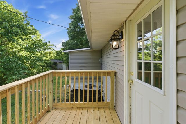 1690 Menelaus Road, Berea, KY 40403