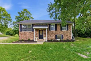 1690 Menelaus Road, Berea, KY 40403