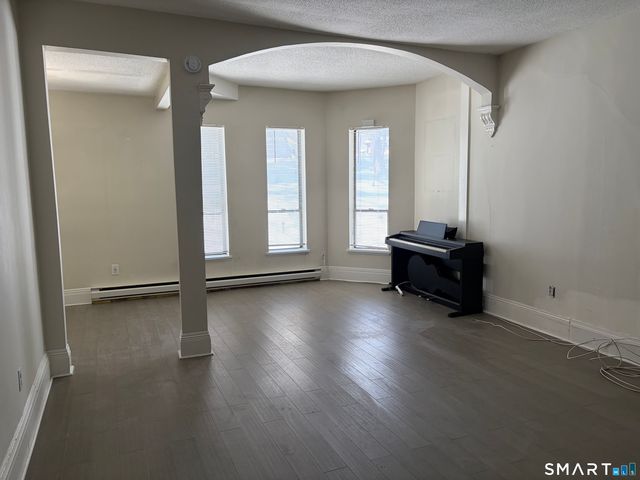 23 Franklin Street 1, Danbury, CT 06810