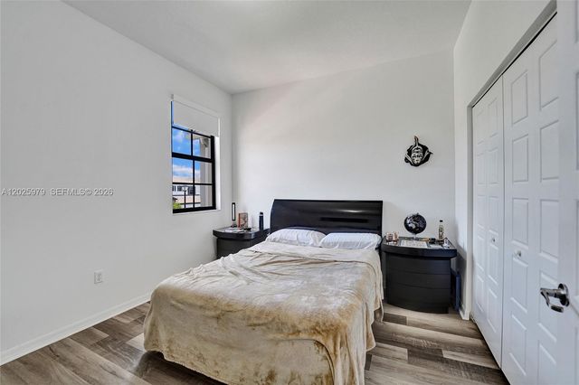 650 NE 191st Ter, Miami, FL 33179