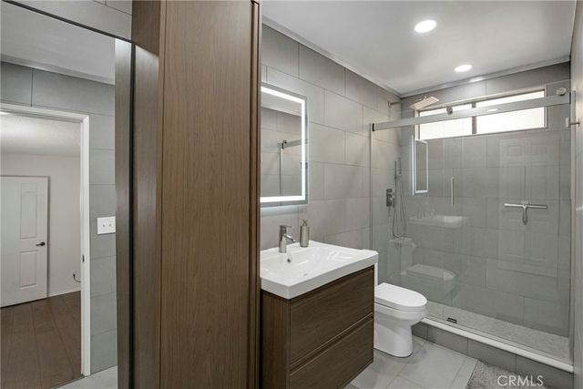 10926 Bluffside Drive 35, Studio City, CA 91604