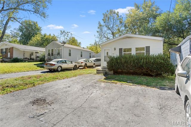 116 Barto Drive, Hazelwood, MO 63135