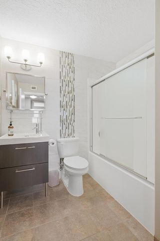 26 10th Street W 1309, Saint Paul, MN 55102