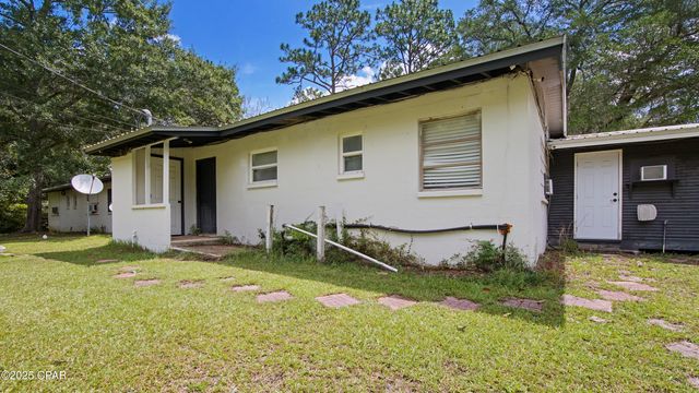 4991 Highway 77, Graceville, FL 32440