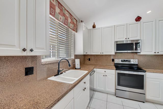 8878 Via Tuscany Drive, Boynton Beach, FL 33472