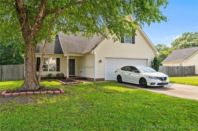 200 Detroit Court, Raeford, NC 28376