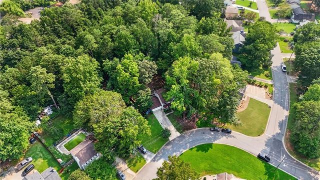 184 Timothy Lane NW, Lilburn, GA 30047