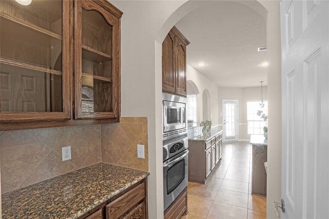 613 Gene Autry Lane, Murphy, TX 75094