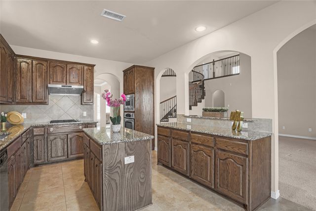 613 Gene Autry Lane, Murphy, TX 75094