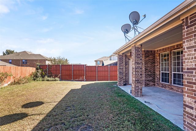613 Gene Autry Lane, Murphy, TX 75094