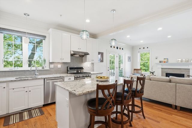 26 Clarks Hill Lane 26, Framingham, MA 01702