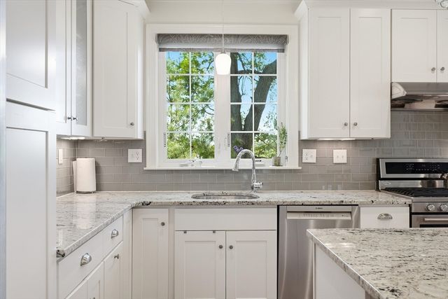 26 Clarks Hill Lane 26, Framingham, MA 01702