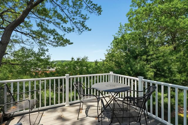 26 Clarks Hill Lane 26, Framingham, MA 01702