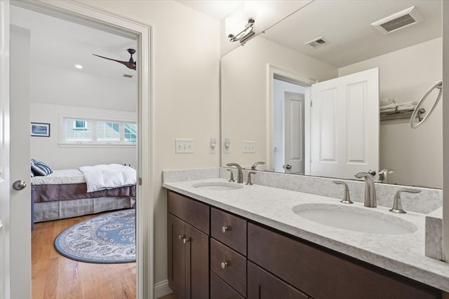 26 Clarks Hill Lane 26, Framingham, MA 01702