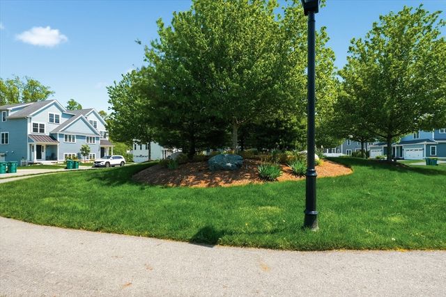26 Clarks Hill Lane 26, Framingham, MA 01702