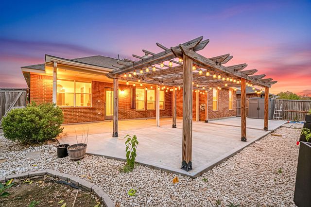 2010 Lincoln Crest Way, Sugar Land, TX 77498