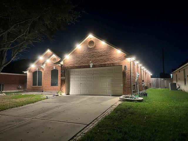 2010 Lincoln Crest Way, Sugar Land, TX 77498