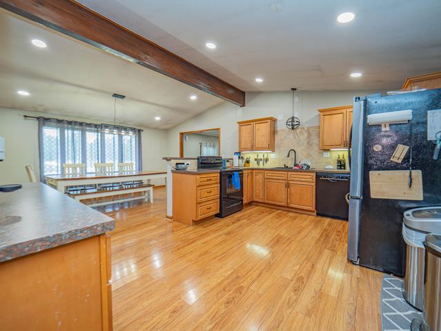 1762 COUNTY ROAD 2715, Moberly, MO 65270