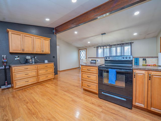 1762 COUNTY ROAD 2715, Moberly, MO 65270