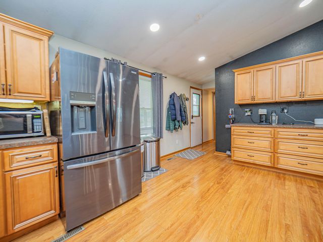 1762 COUNTY ROAD 2715, Moberly, MO 65270