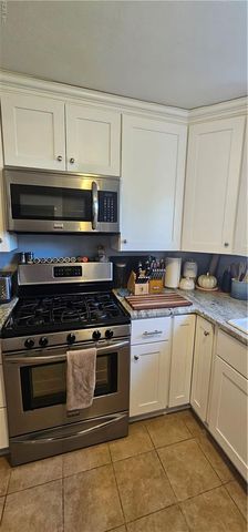 8248 Simons DR, Norfolk, VA 23505