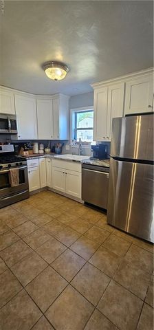 8248 Simons DR, Norfolk, VA 23505