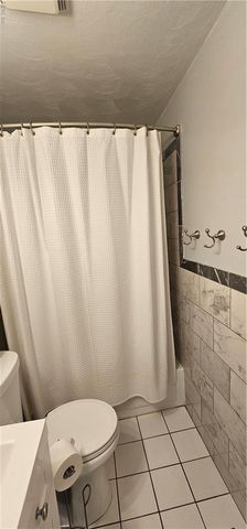 8248 Simons DR, Norfolk, VA 23505