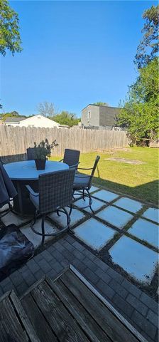 8248 Simons DR, Norfolk, VA 23505