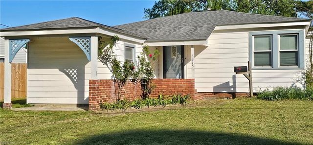 8248 Simons DR, Norfolk, VA 23505